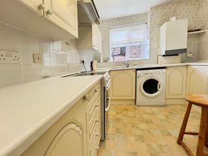 Kitchen- click for photo gallery